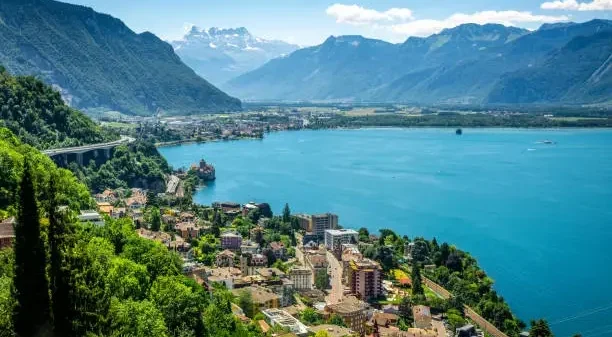 Limousine Airport Transfers Switzerland - Montreux
